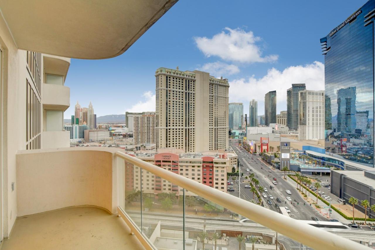 Balcony Full Strip View Suite Mgm Signature Free Valet Las Vegas Exterior foto